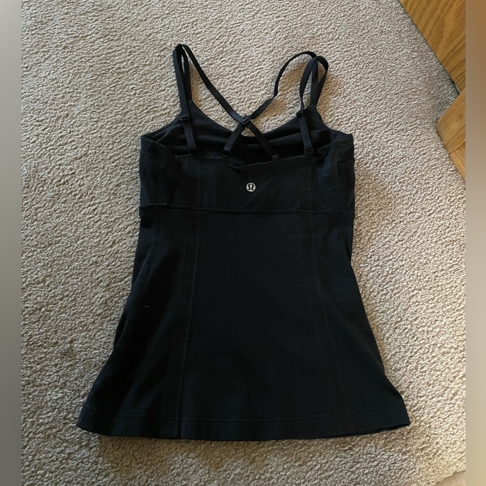 Lululemon tank - Picture 2 of 3